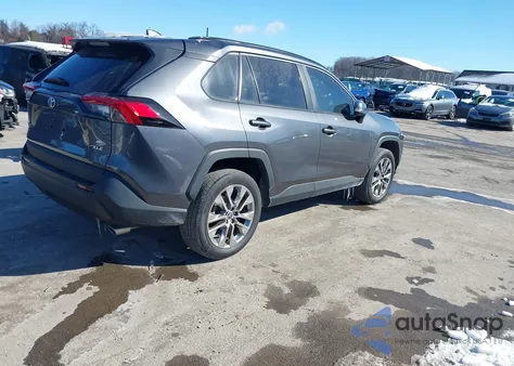 2021 Toyota Rav4 Xle Premium z USA, uszkodzony, nr VIN 2T3C1RFV5MC142395